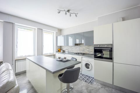 32-inch flat-screen TV with cable channels