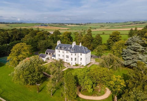Underwood House - the Garden Flat is the whole of the ground floor