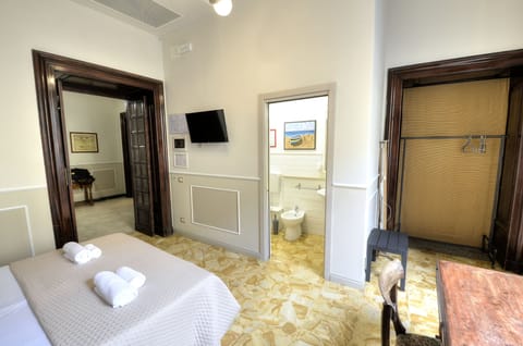 Deluxe Double Room, City View | Desk, iron/ironing board, free WiFi