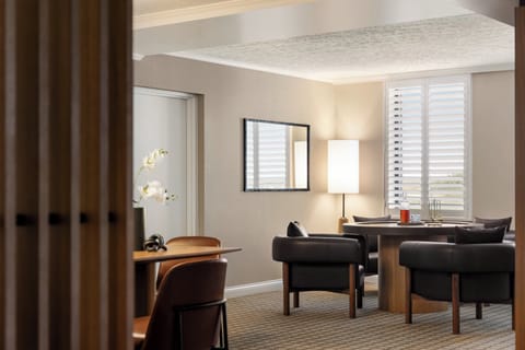 Presidential Suite, 1 King Bed | In-room safe, desk, blackout drapes, iron/ironing board