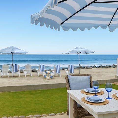 Best oceanfront yard in Oceanisde