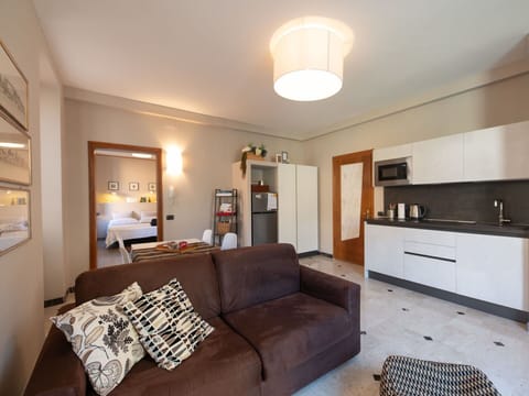 Wall, Door, Flooring, Home, Floor, Composite Material, Concrete, Flagstone, Flowerpot