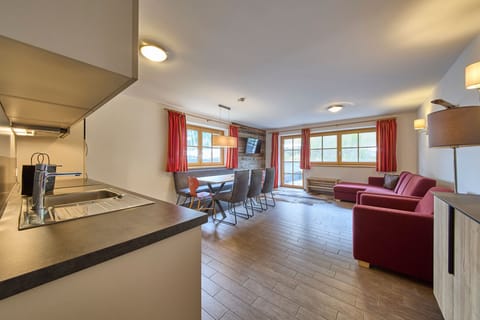 Comfort Apartment, 2 Bedrooms, Mountain View | Living area | 50-inch flat-screen TV with cable channels