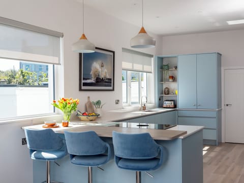 Fridge, dishwasher, electric kettle, toaster