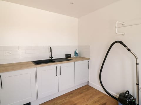 Fridge, dishwasher, electric kettle, toaster