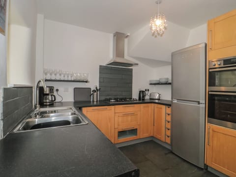 Fridge, dishwasher, electric kettle, toaster