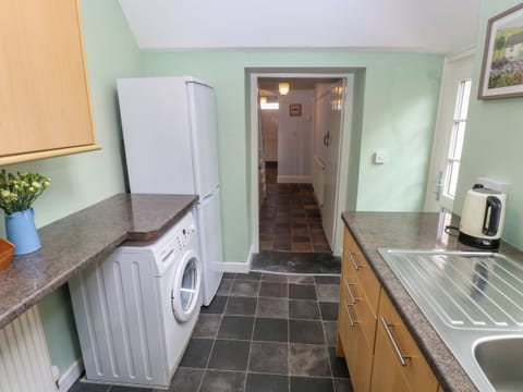 Fridge, dishwasher, electric kettle, toaster
