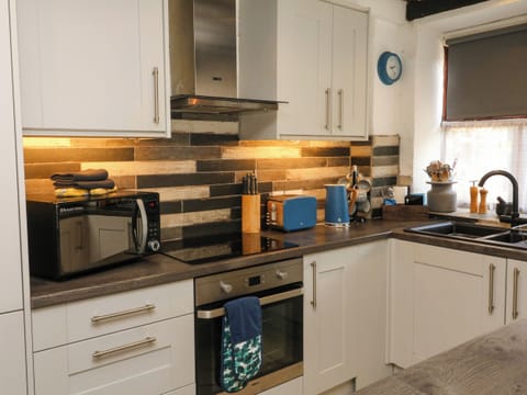 Fridge, dishwasher, electric kettle, toaster