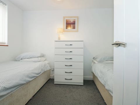 2 bedrooms, individually decorated, individually furnished, free WiFi