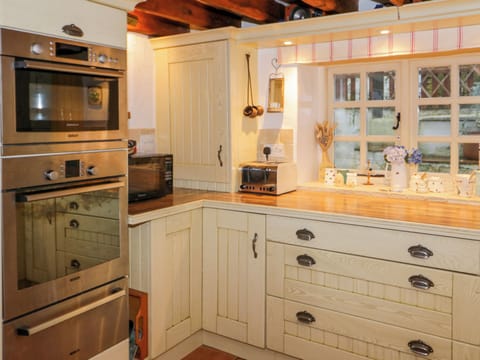 Fridge, dishwasher, electric kettle, toaster