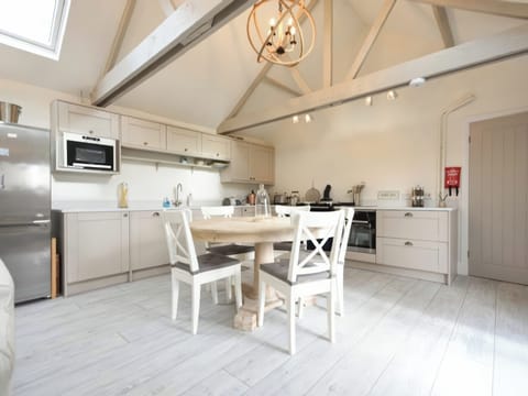 Fridge, dishwasher, electric kettle, toaster