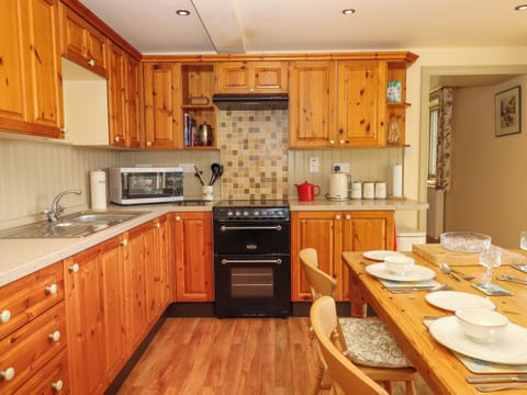 Fridge, dishwasher, electric kettle, toaster