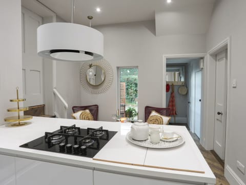 Fridge, dishwasher, electric kettle, toaster