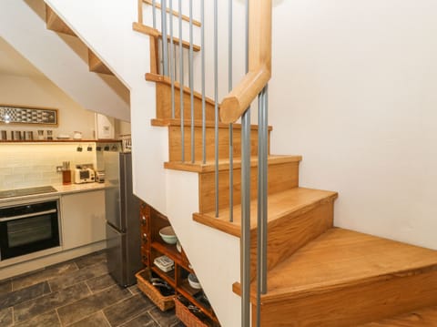 Fridge, dishwasher, electric kettle, toaster