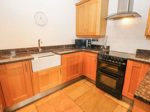 Fridge, dishwasher, electric kettle, toaster