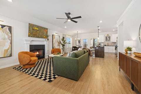 Welcome to Nightfall Retreat! Our colorful 3 bedroom, 2 bath home has a cozy living room, fully stocked kitchen, and peaceful backyard. Enjoy luxury amenities for 8 guests!