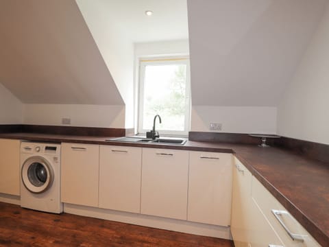 Fridge, electric kettle, toaster, cookware/dishes/utensils