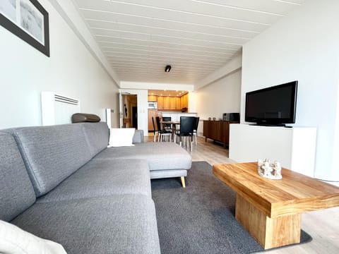 Apartment | Living room