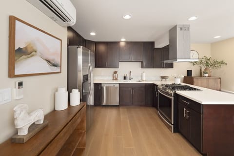 Fully equipped kitchen