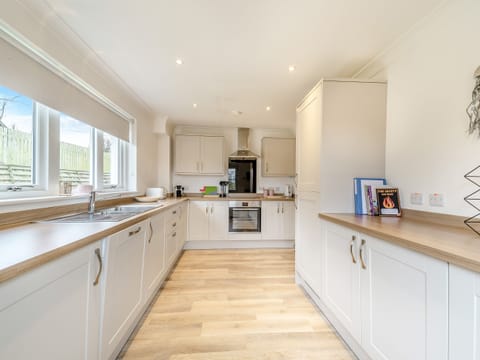 Kitchen | Springbank, Brodick