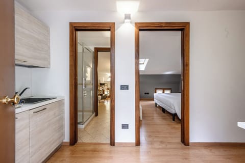 Apartment | Living area | Flat-screen TV