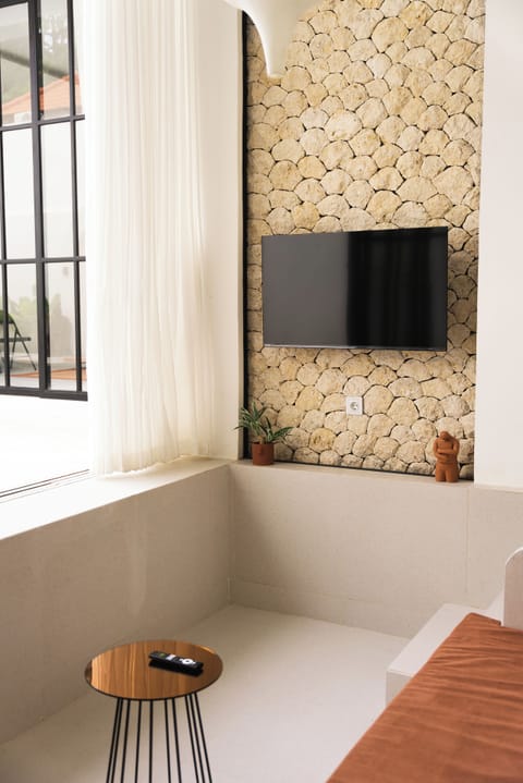 Deluxe Villa, 2 Bedrooms, Pool View | Living area