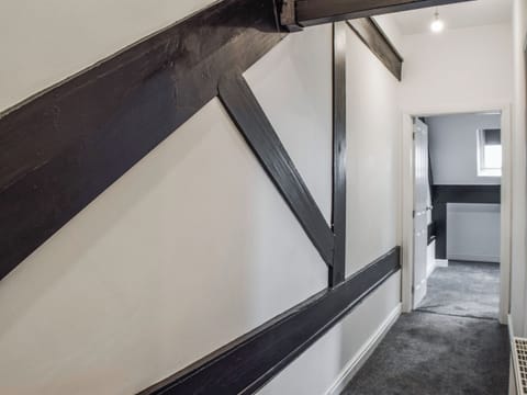 Interior | Apartment 5 - The Old Clubhouse, Newsome, near Huddersfield