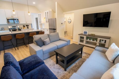 Main Level | Living Room