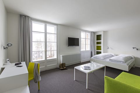 Superior Double Room, Valley View (South) | Hypo-allergenic bedding, in-room safe, desk, free WiFi