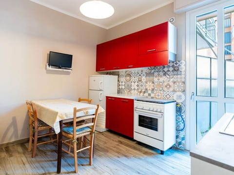 Mountainous Landforms, House, Hill, Mountain, Mountain Range, Cottage, Rural Area, Home, Valley