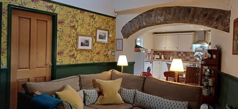 Cottage, 2 Bedrooms | Living area | 38-inch Smart TV with digital channels