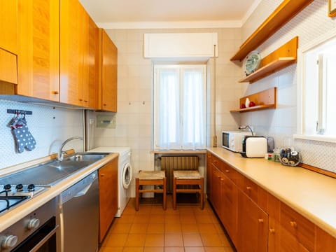 Waterway, Residential Area, Channel, Bank, Lake, Coast, Apartment, River, Reflection, Suburb