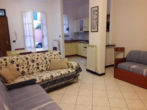 32-inch Smart TV with digital channels