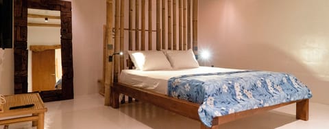 Premium Studio, Beach View | In-room safe, free WiFi