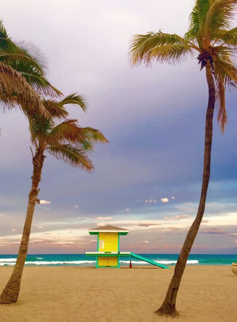 On the beach, beach cabanas, beach towels, 6 beach bars