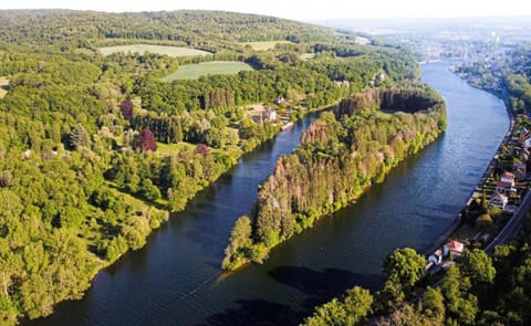 Region [summer] (>5 km)