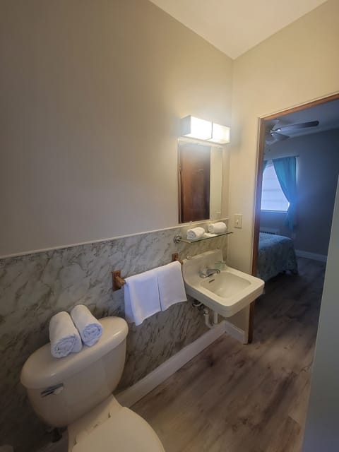 Suite, Multiple Beds, River View | Bathroom | Shower, towels