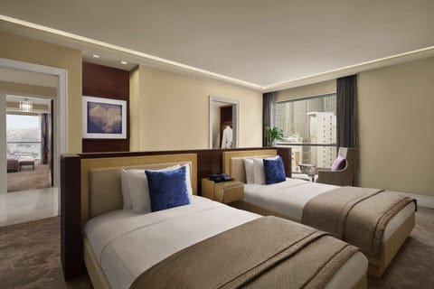 Premium bedding, minibar, in-room safe, desk