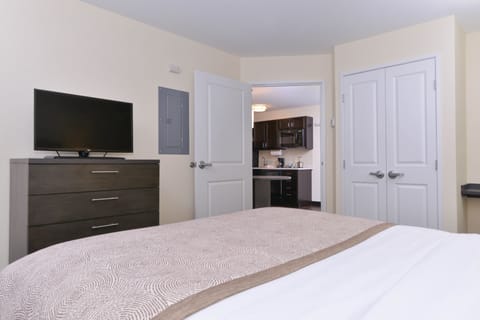 Suite, 1 Bedroom | In-room safe, desk, blackout drapes, iron/ironing board