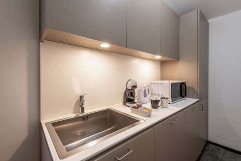 Family Apartment, City View | 3 bedrooms, free WiFi, bed sheets