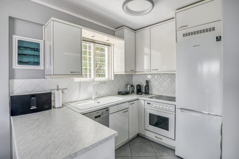 Apartment, Smoking | 1 bedroom