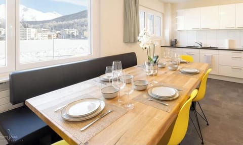 Eat and cook with Breathtaking scenes