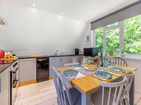 Open plan kitchen/diner | Valley Lodge 56, Gunnislake