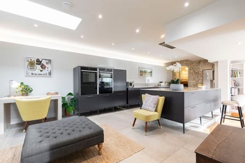 Modern Kitchen with Island