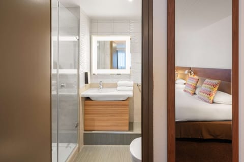 Standard Room, Multiple Beds | View from room