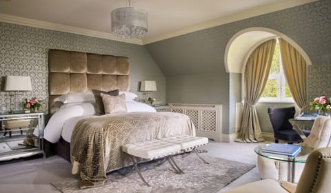 Suite, 2 Bedrooms (Muckross Suite) | Premium bedding, pillowtop beds, free minibar items, in-room safe