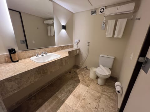 Family Suite | Bathroom sink