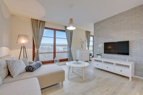 Executive Apartment (4 Adults, Jaglana 6B Street - 34) | Living room | Flat-screen TV