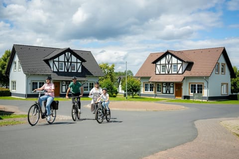 Immediate Surroundings [summer] (<1 km)