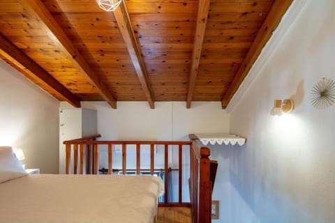 Comfort Apartment, Balcony, Beach View | 1 bedroom, soundproofing, iron/ironing board, free WiFi